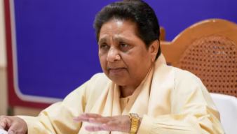 संविधान संशोधन विधेयक लोकतंत्र को कमजोर करने वाला कदम, पुनर्विचार करे सरकार : मायावती